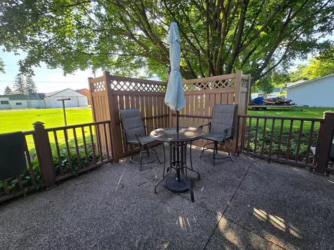 Exterior - 524 Clara Ave, Murdock, MN 56271 photo 1 of 2