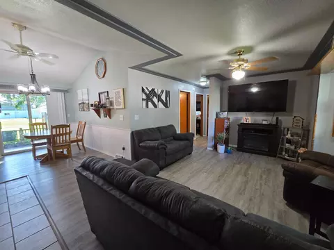 Living - 524 Clara Ave, Murdock, MN 56271 photo 2 of 2