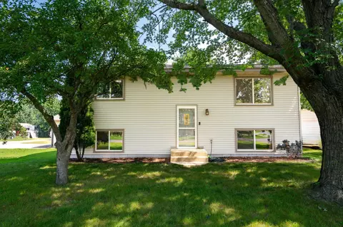 320 1st St NW, Rice, MN 56367