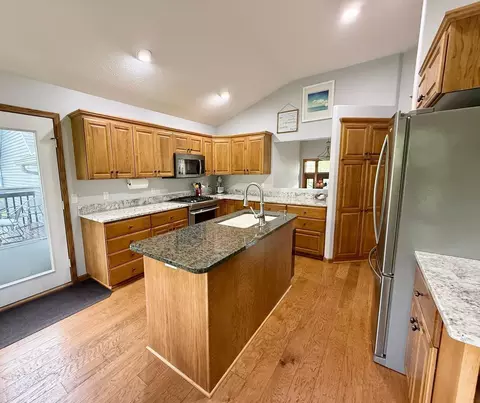 3312 Eagle Ridge Dr E, Willmar, MN 56201 photo 9