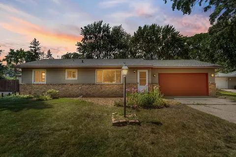 4351 Rahn Rd, Eagan, MN 55122