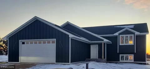 754 190th St, Baldwin, WI 54002