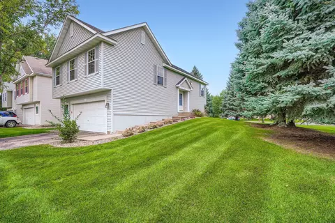 7379 Devin Ln, Shakopee, MN 55379