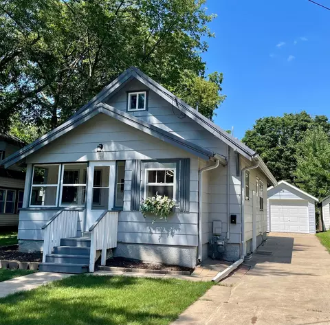 809 6th Ave SE, Austin, MN 55912