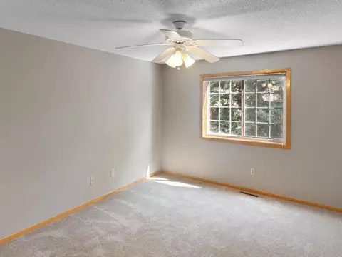 1936 Sapphire Pt #103, Eagan, MN 55122 photo 27