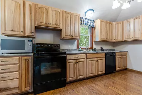 520 East St, Echo, MN 56237 photo 7