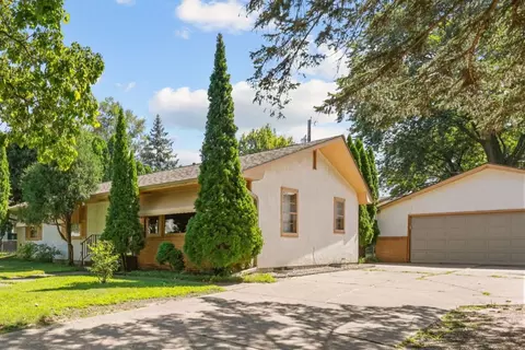 2158 Nortonia Ave, Saint Paul, MN 55119