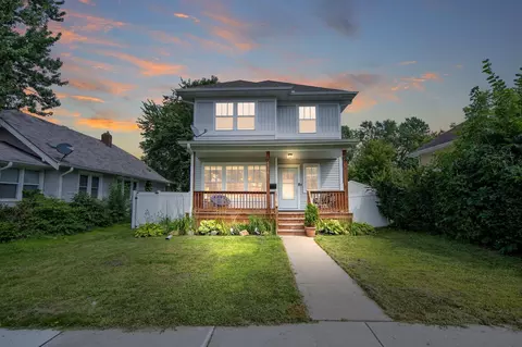 3910 Girard Ave N, Minneapolis, MN 55412