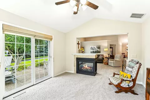1301 Pine Pointe Curv, Saint Peter, MN 56082 photo 9