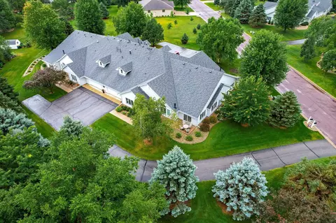 1301 Pine Pointe Curv, Saint Peter, MN 56082