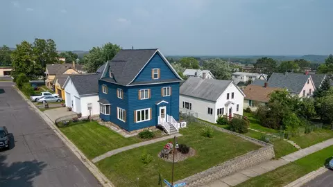 120 New Jersey Ave W, Gilbert, MN 55741