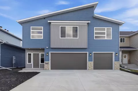 1045 61st Ave W, West Fargo, ND 58078