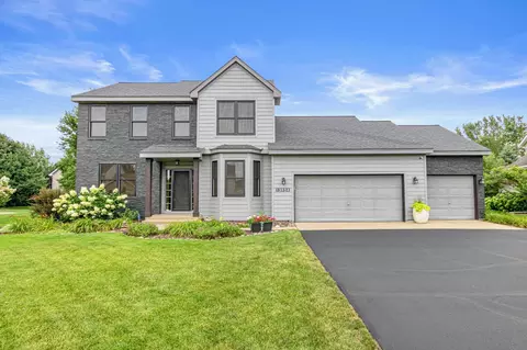13954 Flagstaff Ct, Apple Valley, MN 55124