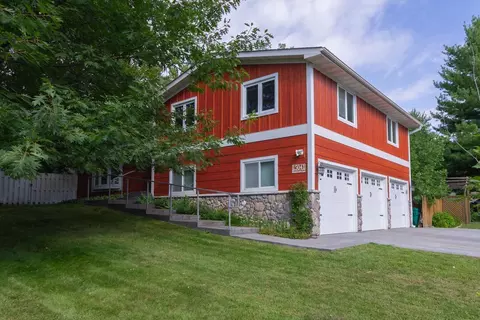 15041 Butternut Ln, Burnsville, MN 55306