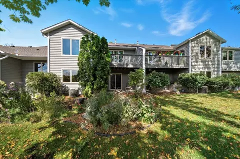 2004 Lincoln St S, Northfield, MN 55057
