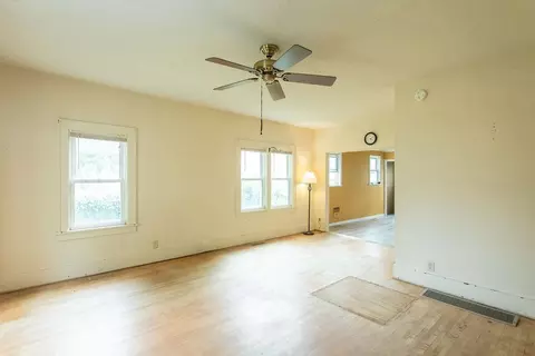 Living - 205 2nd Ave NE, Brainerd, MN 56401 photo 2 of 3