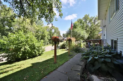 Exterior - 1620 Maple St, Brainerd, MN 56401 photo 8 of 11