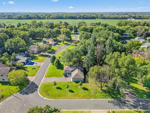 View/Area - 1511 Meadow Ln, Maple Plain, MN 55359 photo 6 of 6