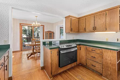 Kitchen - 1511 Meadow Ln, Maple Plain, MN 55359 photo 4 of 4