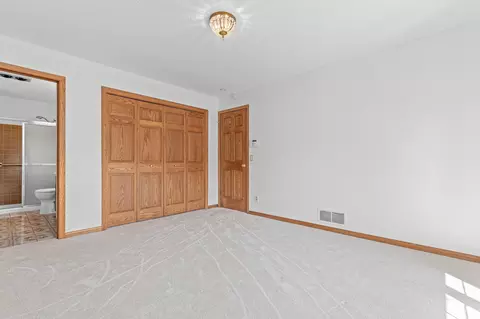 Bedroom - 1511 Meadow Ln, Maple Plain, MN 55359 photo 1 of 6