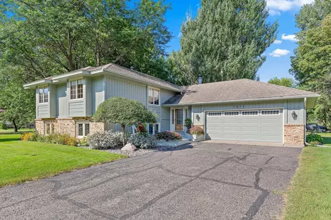 Exterior - 1511 Meadow Ln, Maple Plain, MN 55359 photo 9 of 9