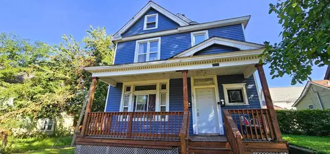 101 Manitoba Ave, Saint Paul, MN 55117