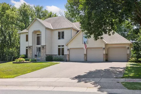 8943 Sylvan Rdg, Eden Prairie, MN 55347
