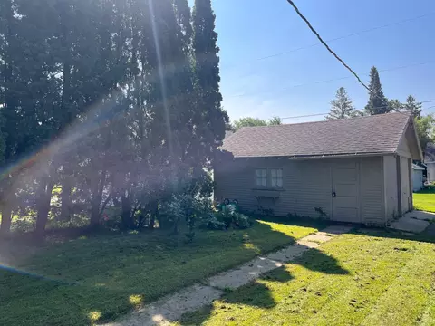 Exterior - 1816 Oak St, Brainerd, MN 56401 photo 3 of 3