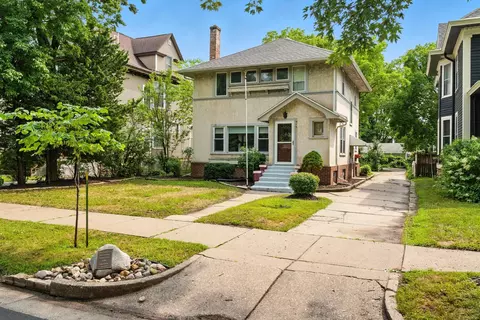 415 W 8th St, Winona, MN 55987