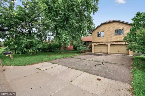6518 W River Rd, Brooklyn Center, MN 55430 photo 3