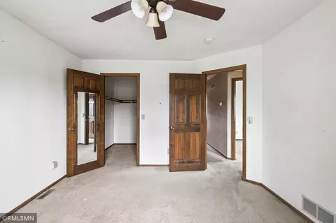 6518 W River Rd, Brooklyn Center, MN 55430 photo 32