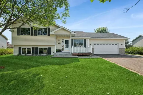 5260 Pondview Ln, Big Lake, MN 55309