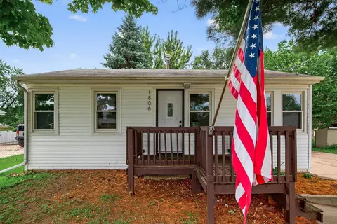 1806 9th St, White Bear Lake, MN 55110