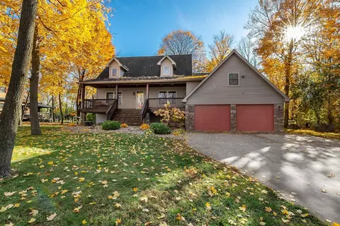 1416 Wood Duck Trl, Shakopee, MN 55379