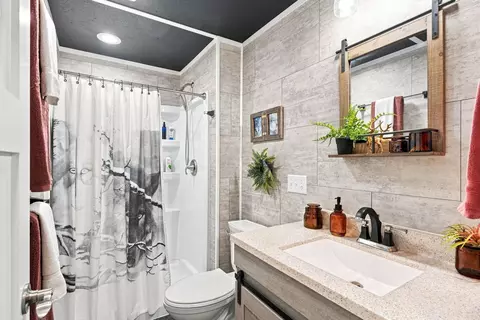 Bath - 2209 Naples Ave, Cologne, MN 55322 photo 4 of 4