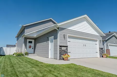 940 27th Ave W, West Fargo, ND 58078