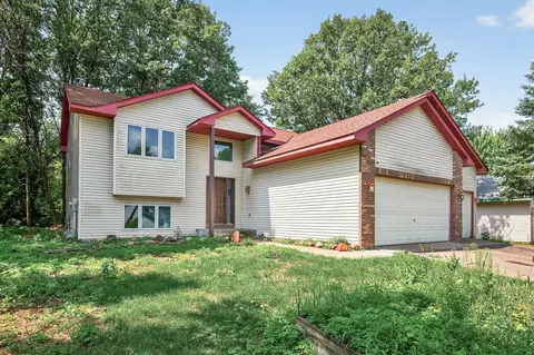 26518 8th St W, Zimmerman, MN 55398