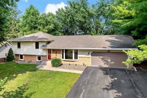 9835 Brookside Ave, Bloomington, MN 55431