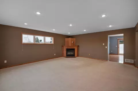 2405 18th Ave SE, Saint Cloud, MN 56304 photo 9