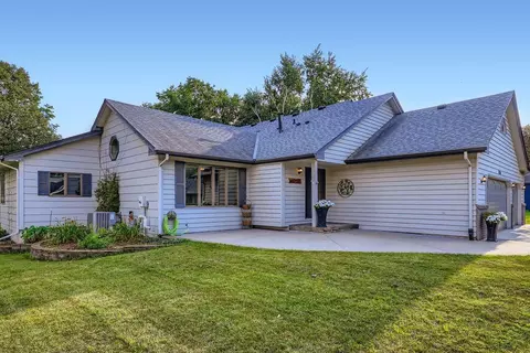7774 171st St W, Lakeville, MN 55044