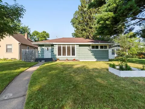 1109 7th Ave NE, Brainerd, MN 56401 photo 2