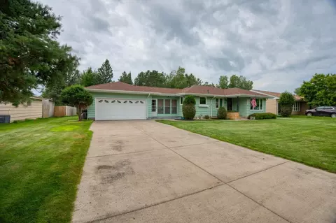 333 S 2nd St E, Aurora, MN 55705