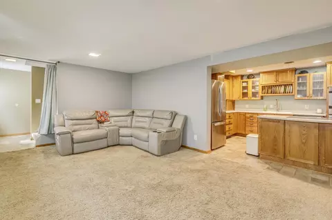 1646 Burke Ave E, Maplewood, MN 55109 photo 23