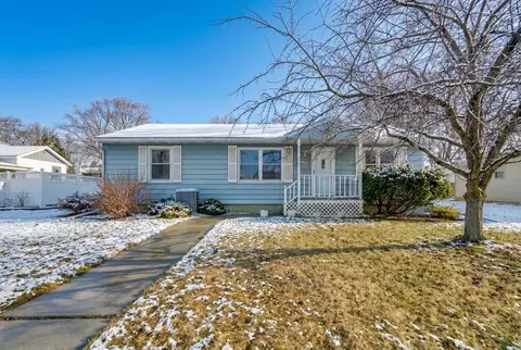 1050 Carlton Ave, Faribault, MN 55021