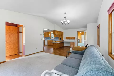 1050 Carlton Ave, Faribault, MN 55021 photo 6