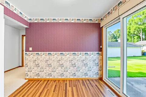 1050 Carlton Ave, Faribault, MN 55021 photo 14