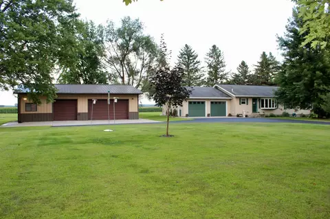 26013 Albers Ave, Faribault, MN 55021