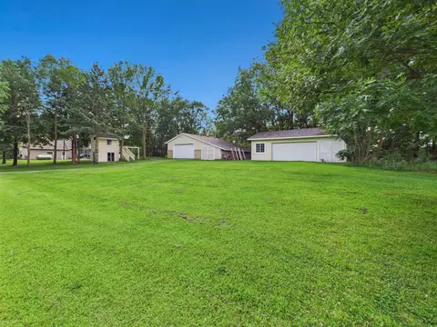 Exterior - 16714 Queens Rd, Avon, MN 56310 photo 4 of 16