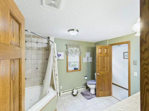 Bath - 16714 Queens Rd, Avon, MN 56310 photo 2 of 3