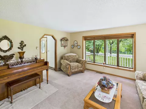 Living - 16714 Queens Rd, Avon, MN 56310 photo 2 of 5